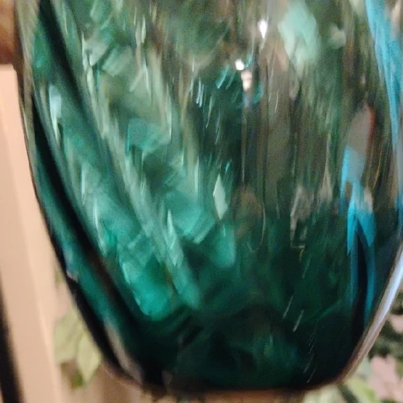 Vintage Elegant Green Glass Vase (Set Of 2) - Picture 8 of 13